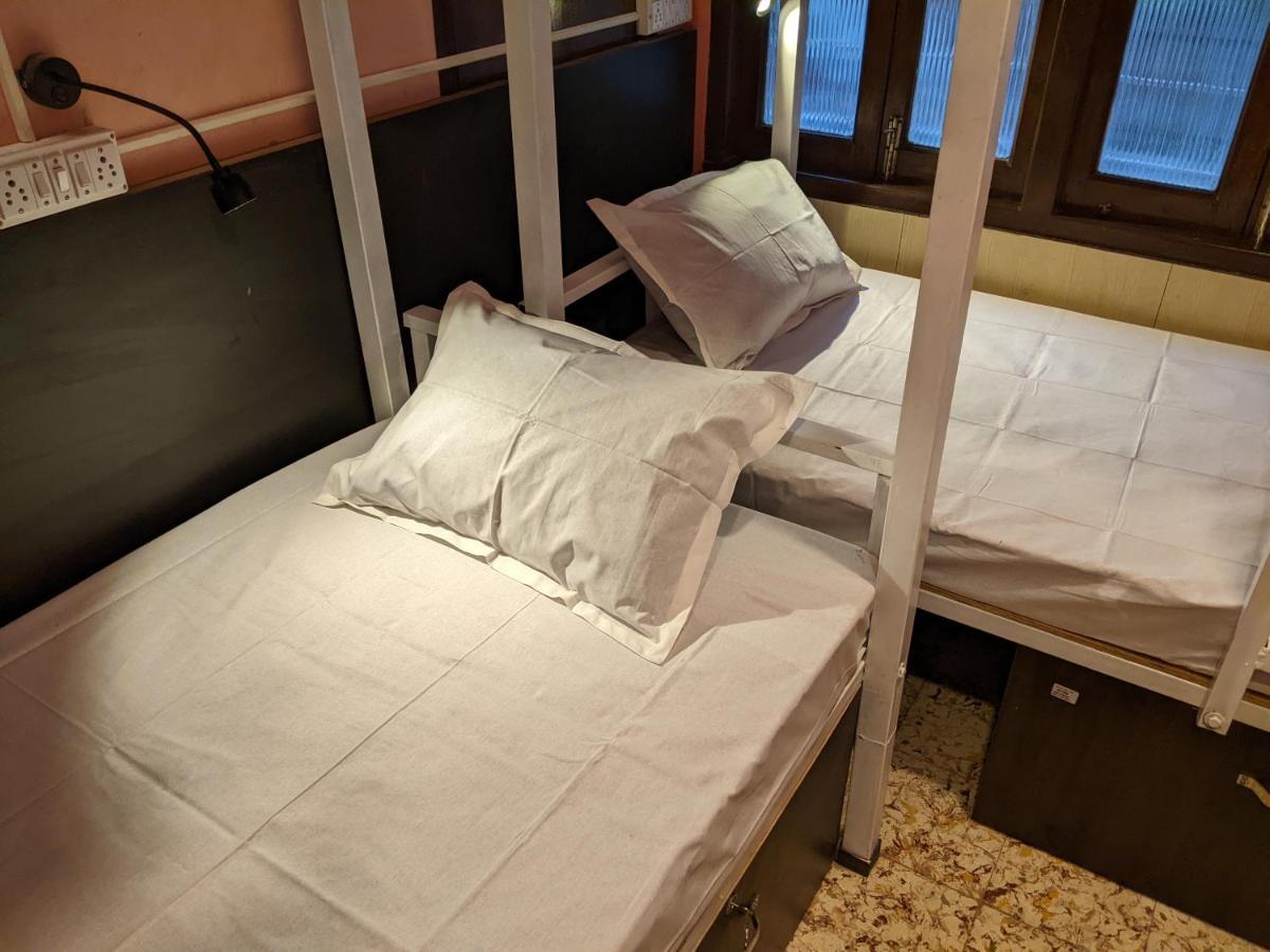 Guten Tag Kolkata Ngoại thất bức ảnh